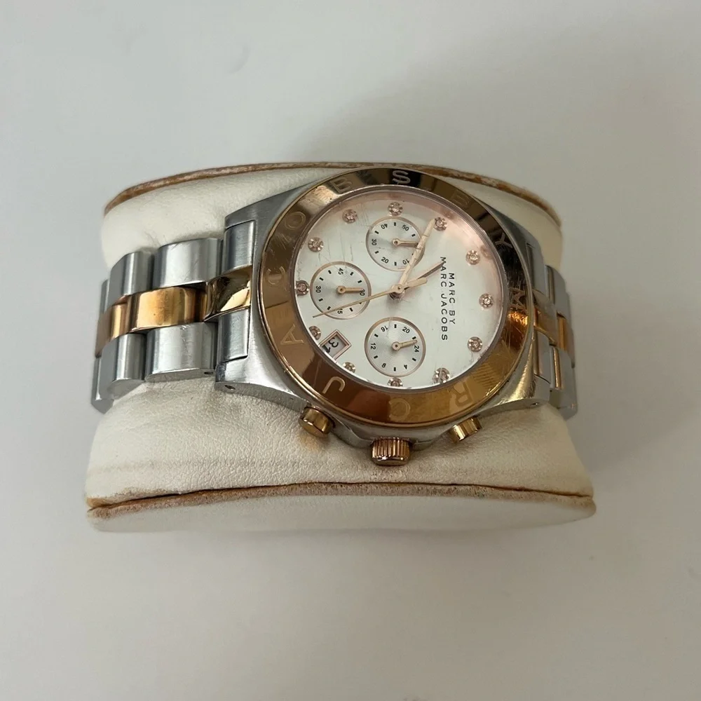 MARC by Marc Jacobs
Blade Two-Tone Watch, Stainless Steel/Rose Golden - Picture 6 of 7